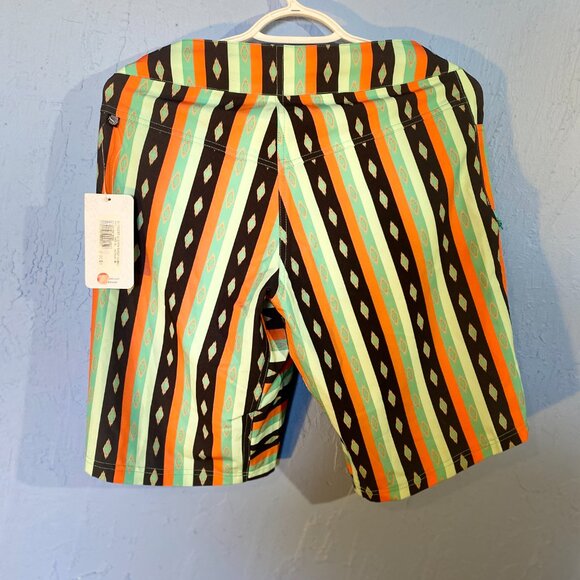 Shebeest Dirty Beest Shorts - Picture 2 of 6